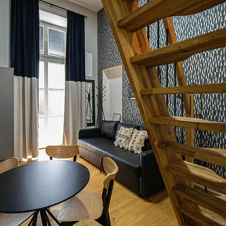 Main Train Station Apartment Close To The The Main Square! Prague Exterior photo
